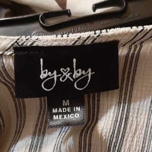 Puff short sleeve top